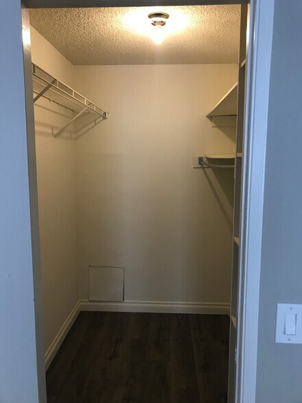 Building Photo - 1745 Camino Palmero St