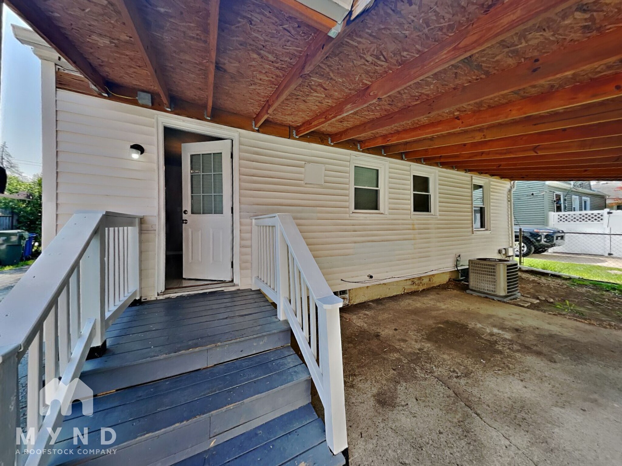 Building Photo - 939 Eastmoor Blvd