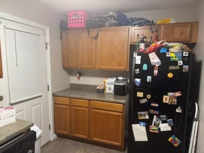 Building Photo - 322 N Ferne Clyffe Rd