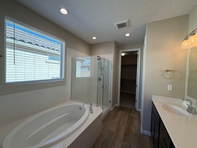 Building Photo - 4 Bedrooom Single Story New Build in Mesa Del Sol Near Netflix Studios!