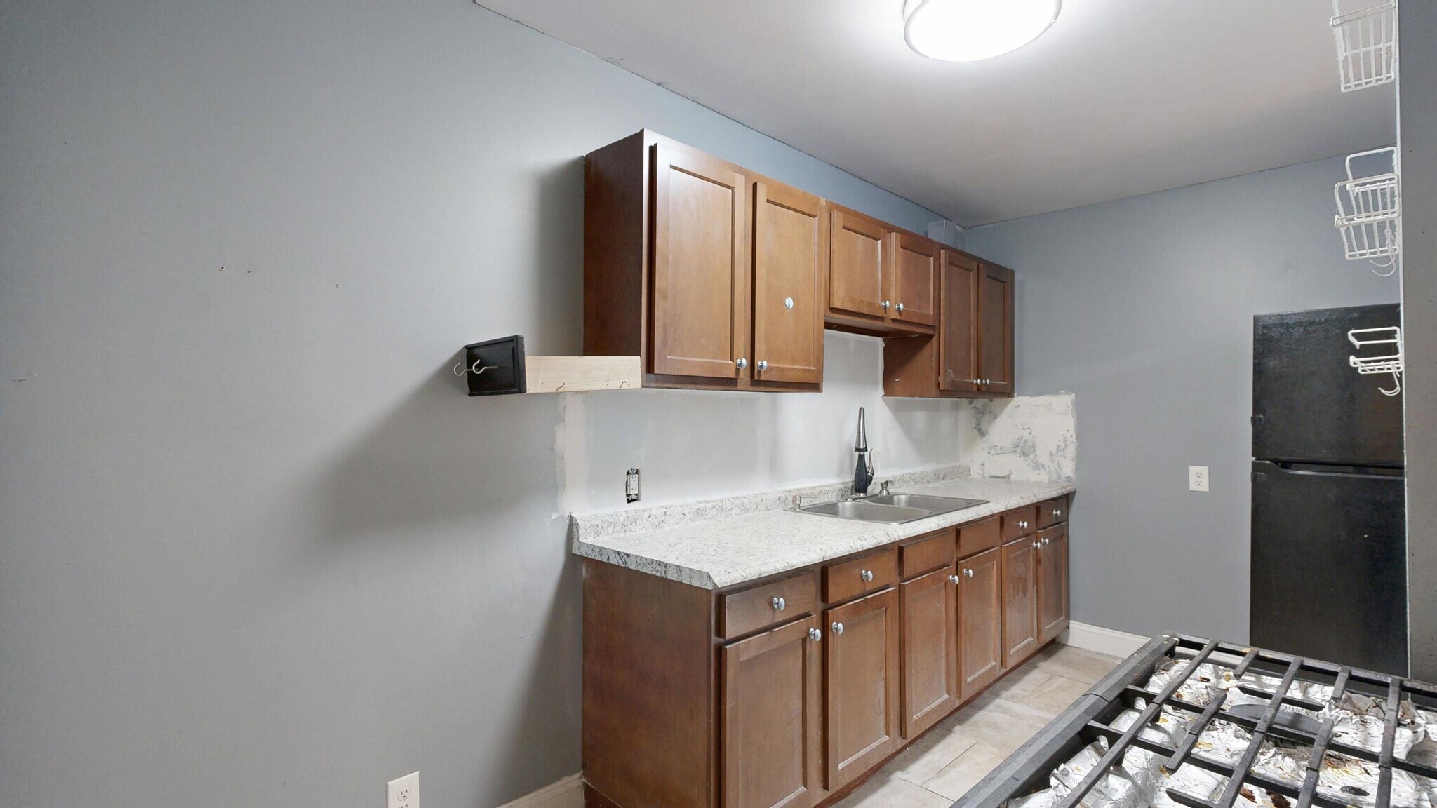 Building Photo - 2128 Fordney St