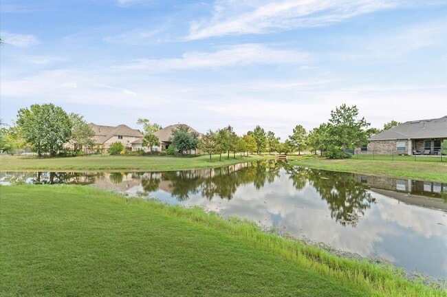 Building Photo - 10 Cayuga Pond Ct