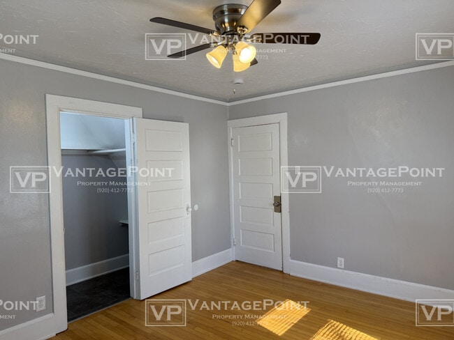 Building Photo - 722 Bond St