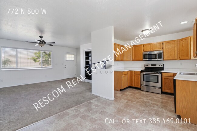 Building Photo - 772 N 800 W