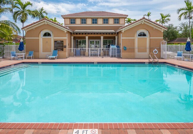 Building Photo - 12435 SW 125th St