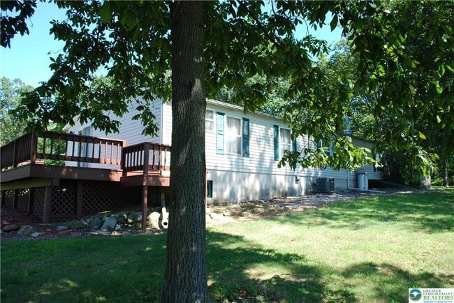 Building Photo - 9740 Dietrich Rd