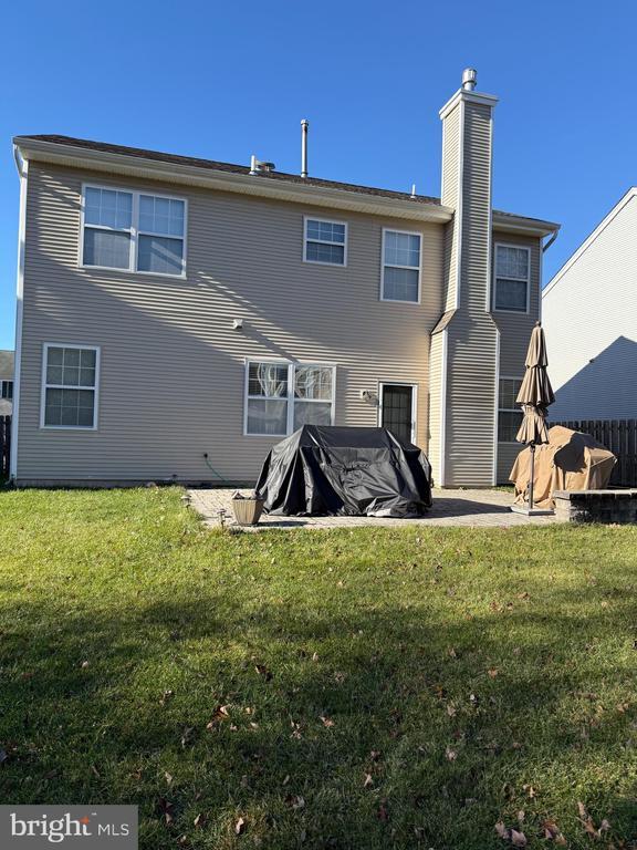 Building Photo - 3 Carey St