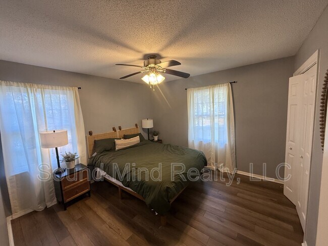 Building Photo - 1009 Springview Trail