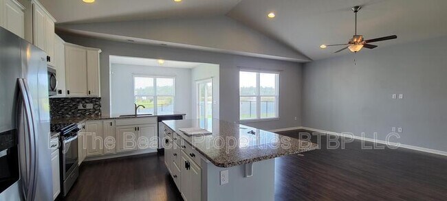 Building Photo - 1072 Caprisia Loop