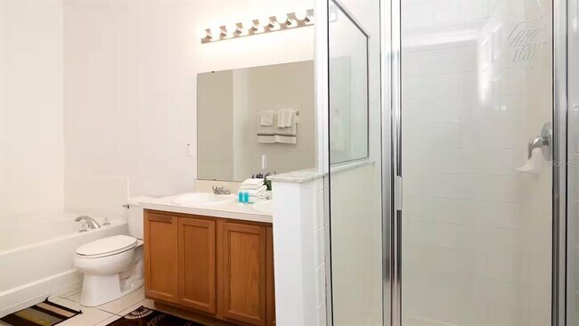 Building Photo - 750 Kettering Rd