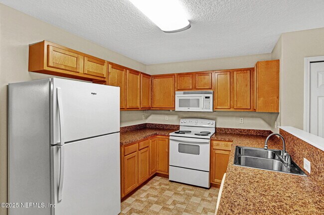 Building Photo - 8089 Springtree Road