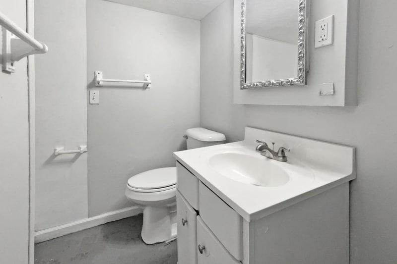 Building Photo - 2540 Courtyard Pl