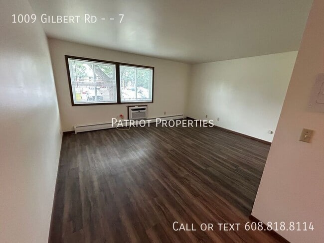 Building Photo - 1009 Gilbert Rd