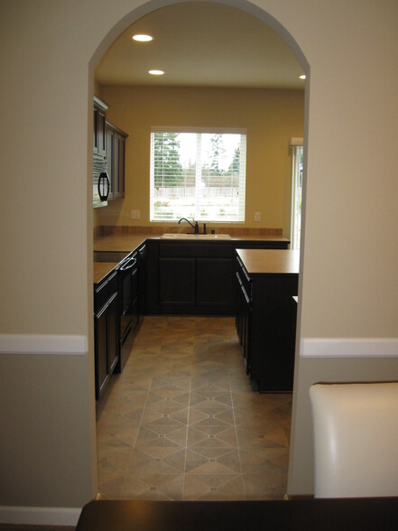 Dinning Room to Kitchen - 11411 129th St E