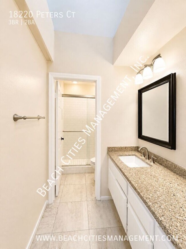 Building Photo - 18220 Peters Ct