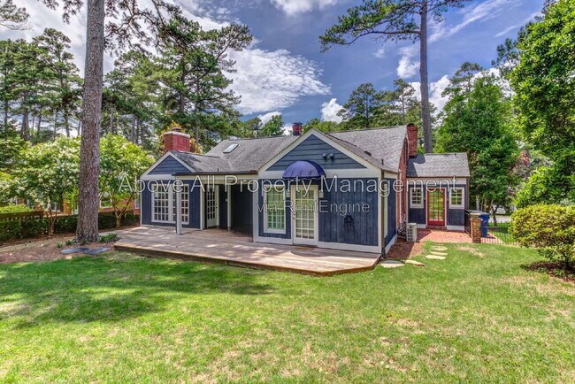 Building Photo - 1216 Duplin Rd
