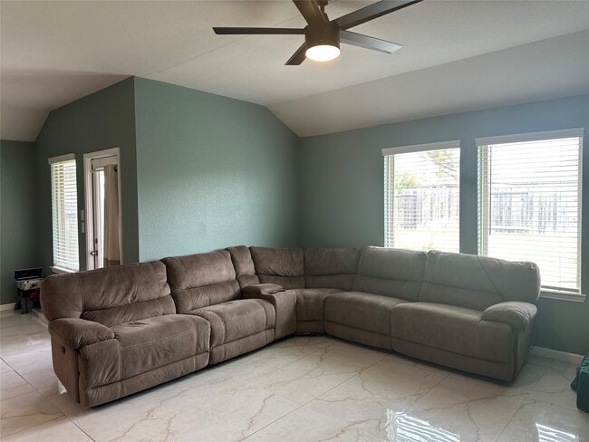 Building Photo - 4434 Navelli Way