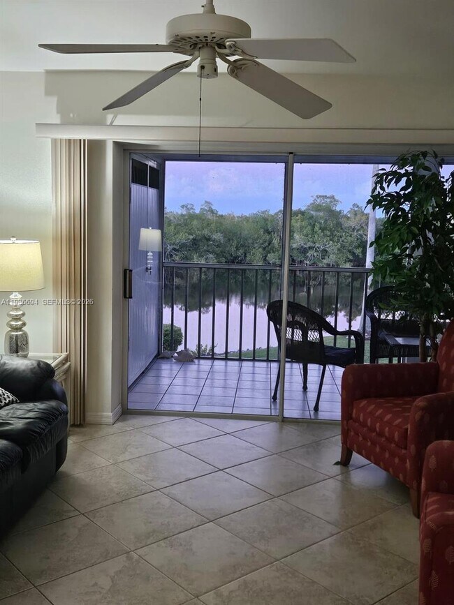 Building Photo - 1335 Mainsail Dr