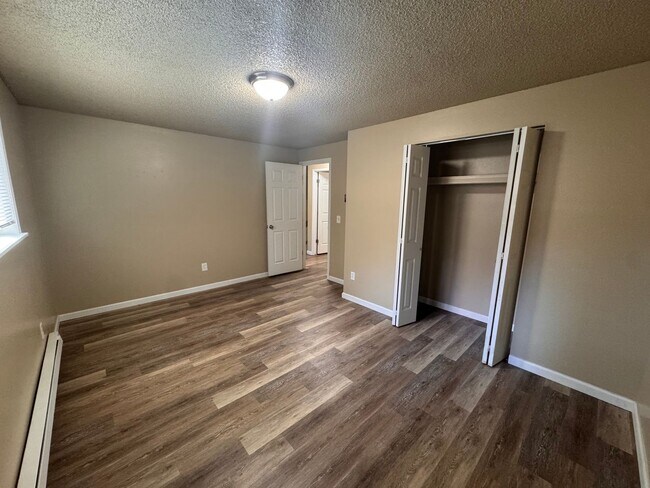 Building Photo - HANGMAN VALLEY 4 BEDROOM HOME