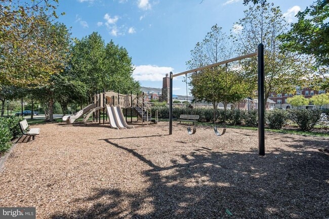 Building Photo - 42211 Yancey Terrace