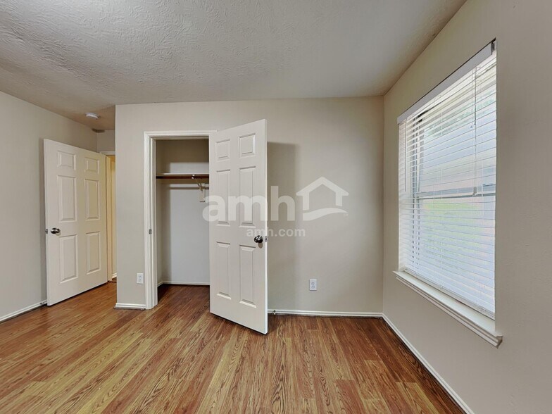 Building Photo - 20330 Sable Acre Ct