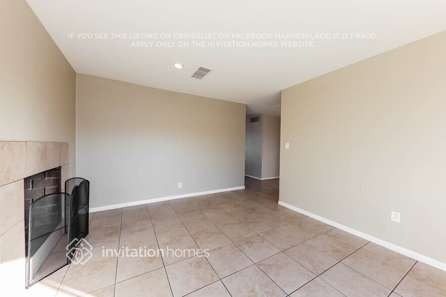 Building Photo - 3335 W McLellan Blvd