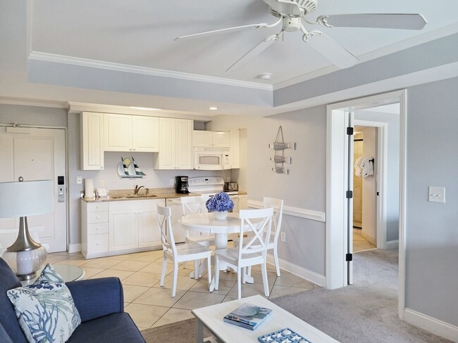 Building Photo - Summerhouse 310