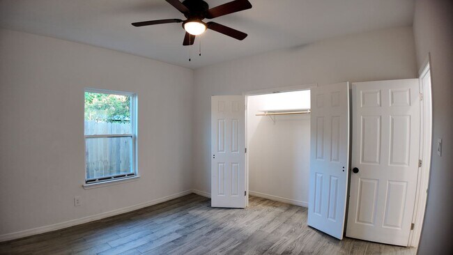 Building Photo - 4709 Lee St