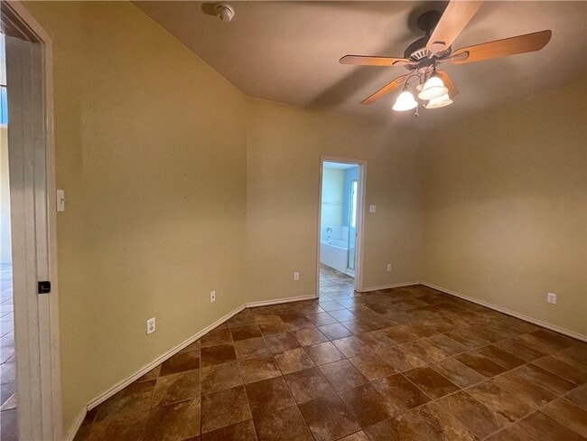 Building Photo - 5206 Hartson