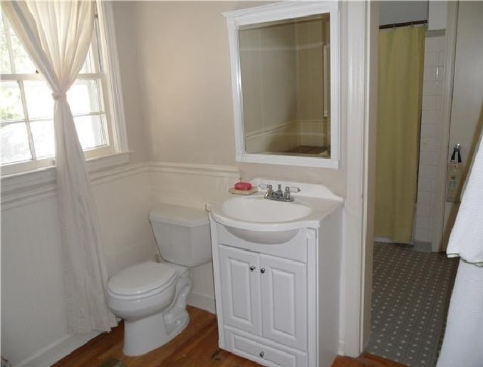 Master Bath #2 - 4400 Fair Meadow Rd S