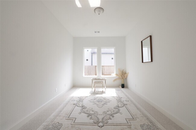 Building Photo - 7707 Lavender Ct