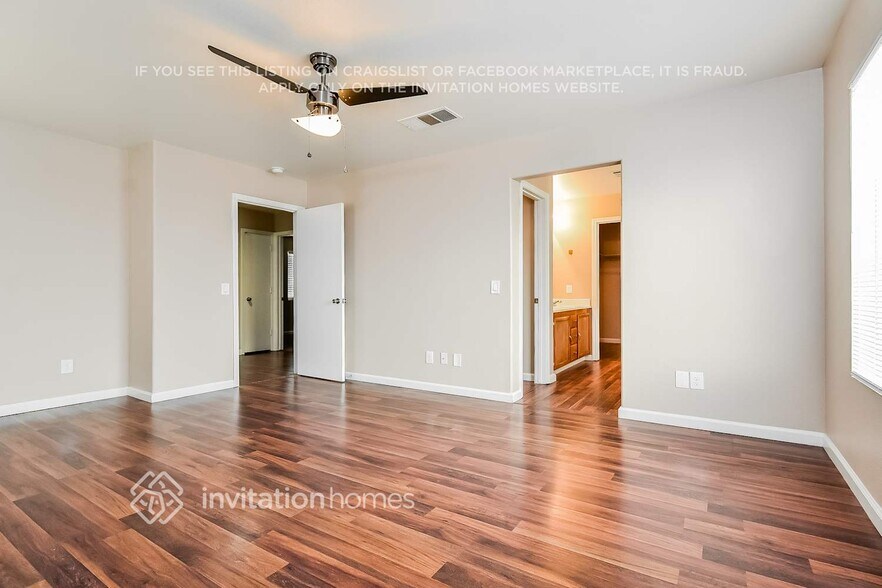 Building Photo - 9500 Chanticleer Ct