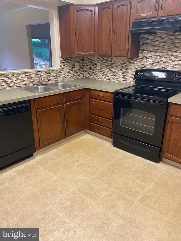 Building Photo - 4859 Plum Run Ct