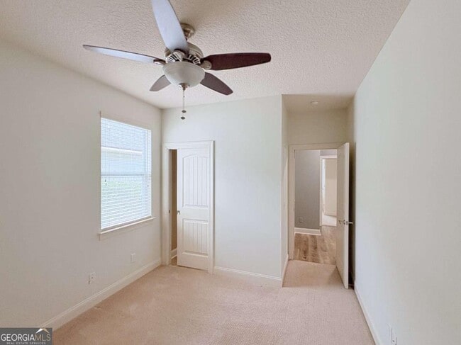 Building Photo - 130 Boatsman Way