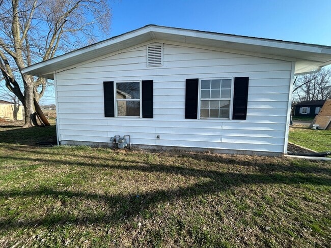 Building Photo - For Lease