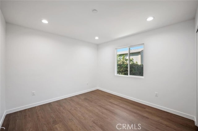 Building Photo - 7445 Balcom Ave