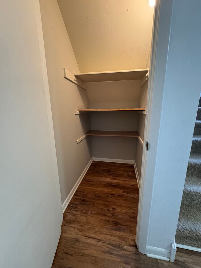 Building Photo - 334 Shenandoah Cir