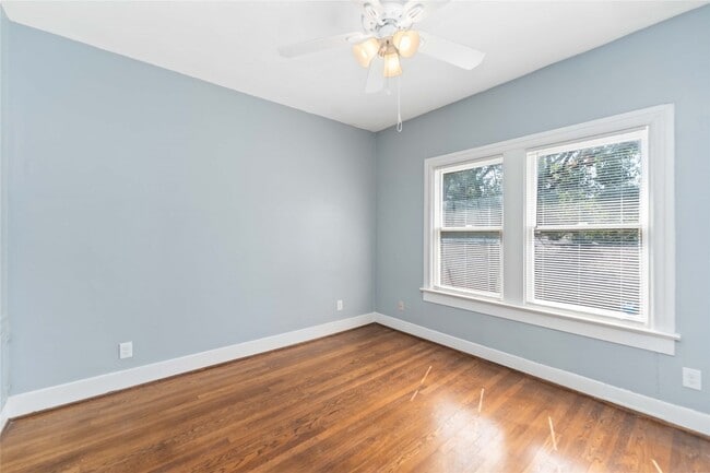 Building Photo - 1411 Kipling St