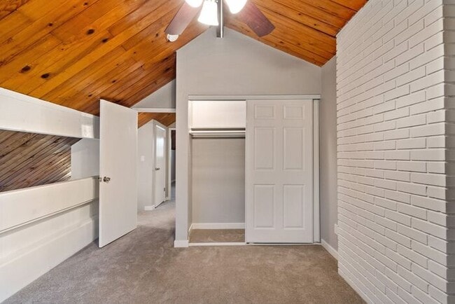 Building Photo - Beautiful 1 bed/ 1 bath ready for you to call home!