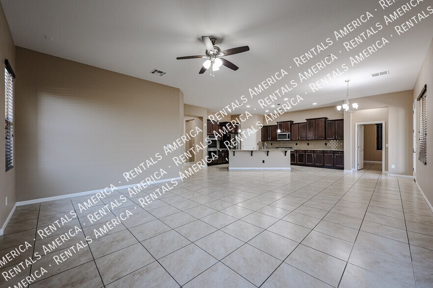 Building Photo - 20856 E Arroyo Verde Dr
