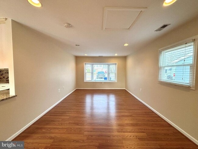 Building Photo - 12327 Flamingo Ln