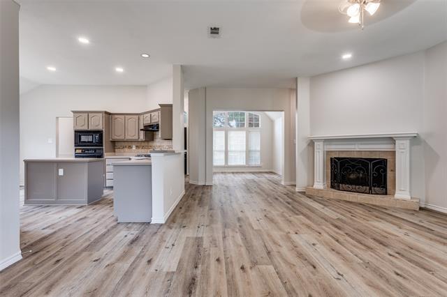 Building Photo - 529 Lochwood Dr