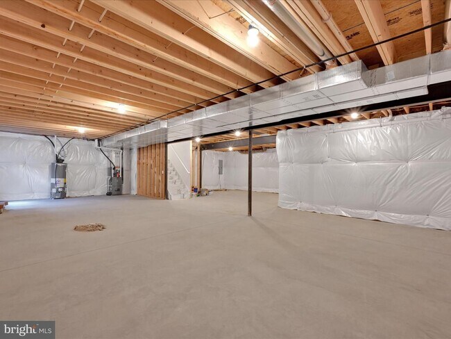 Building Photo - 4 Bed 3.5 Bath Brand New Custom Home in East Petersburg