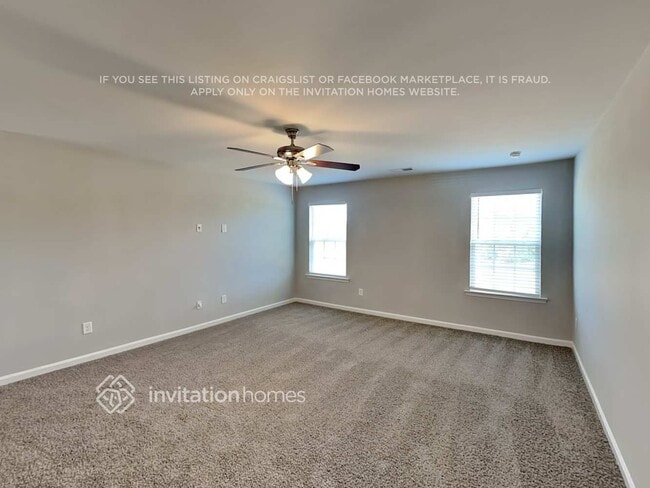 Building Photo - 16711 Cozy Cove Rd