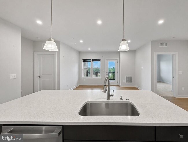 Building Photo - 46270 Mount Allen Ter