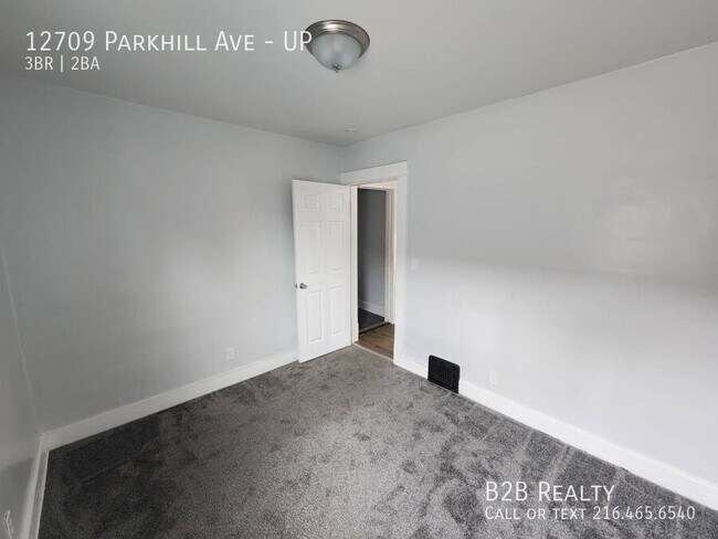 Building Photo - 12709 Parkhill Ave