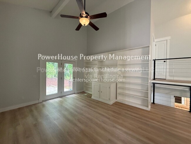 Building Photo - 120 Leeward Ln