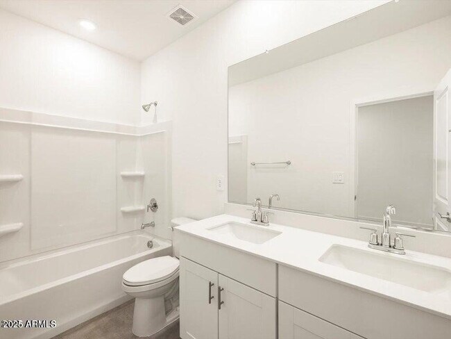 Building Photo - 41740 W Sonoran Trail