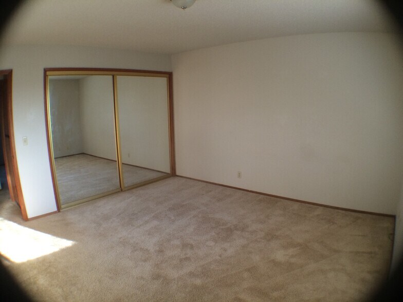 Building Photo - 2672 Sanford Ct