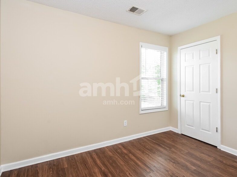 Building Photo - 3362 Hannah Ct